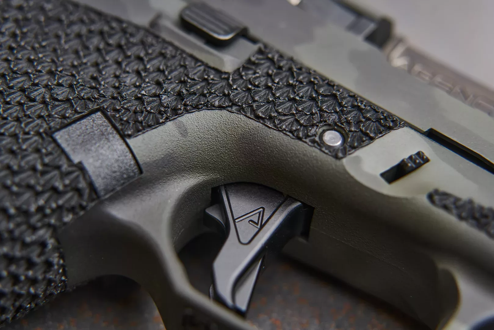 agency-arms-d-tente-ajust-e-main-glock-service-armurier-custom image 1