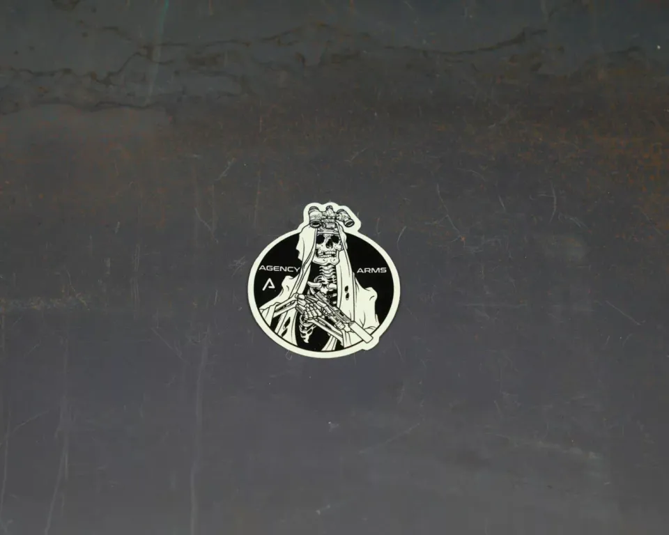 agency-arms-urban-reaper-sticker-phosphorescent-dition-limit-e image 1