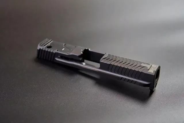 agency-arms-gavel-slide-m-p-usinage-rmr-windowless image 1