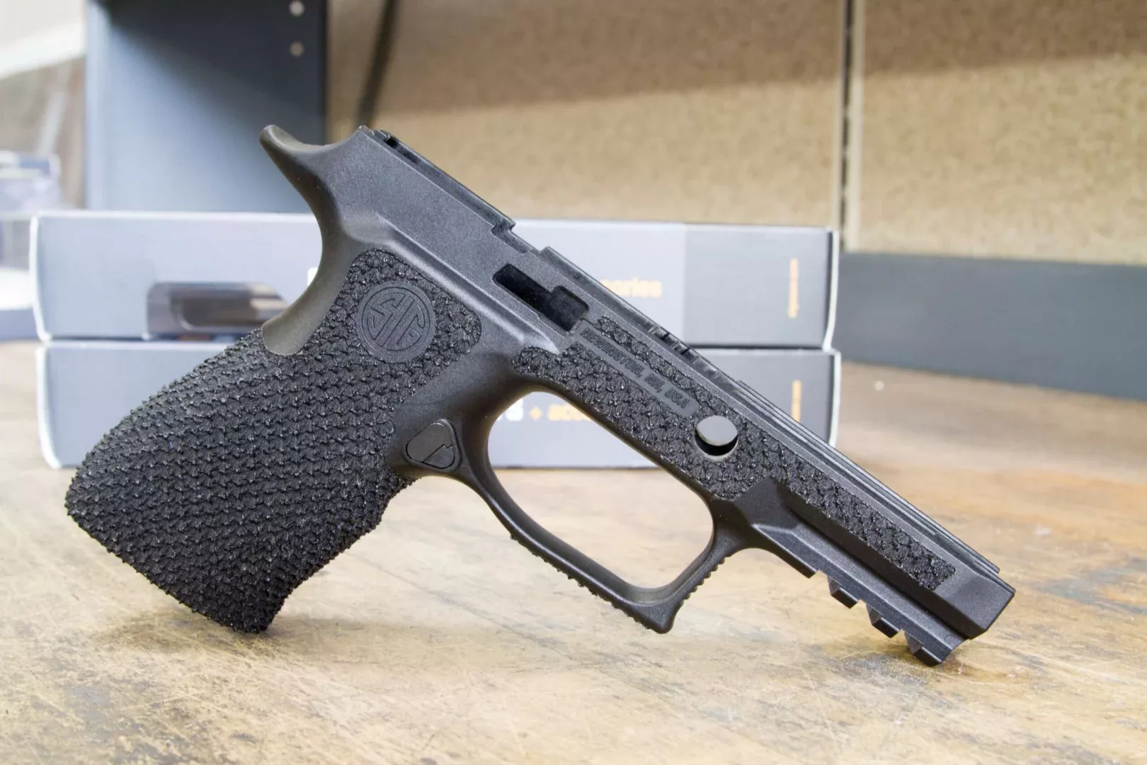 agency-arms-sig-p320-x-compact-grip-module-poign-e-medium image 2