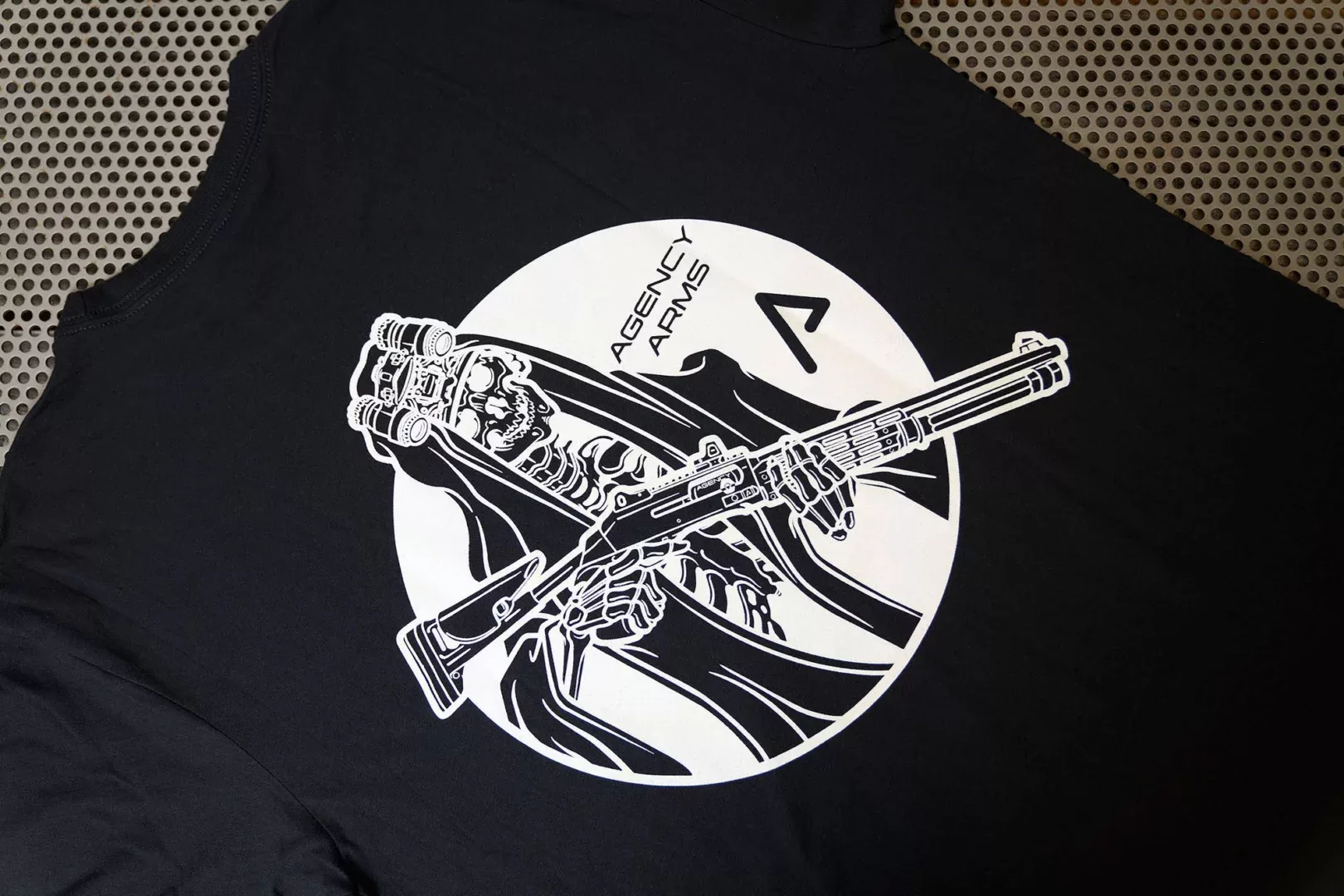 agency-arms-m4-reaper-t-shirt-noir-standard-coton image 1
