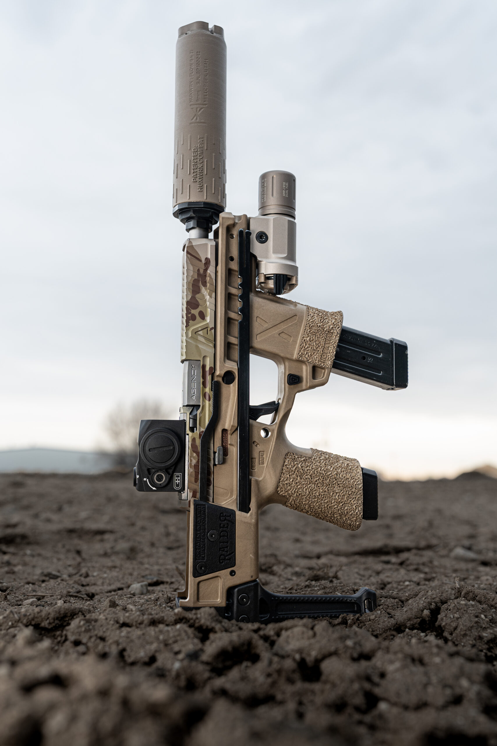 agency-arms-flux-raider-service-grip-chop-p320-15-coups image 1