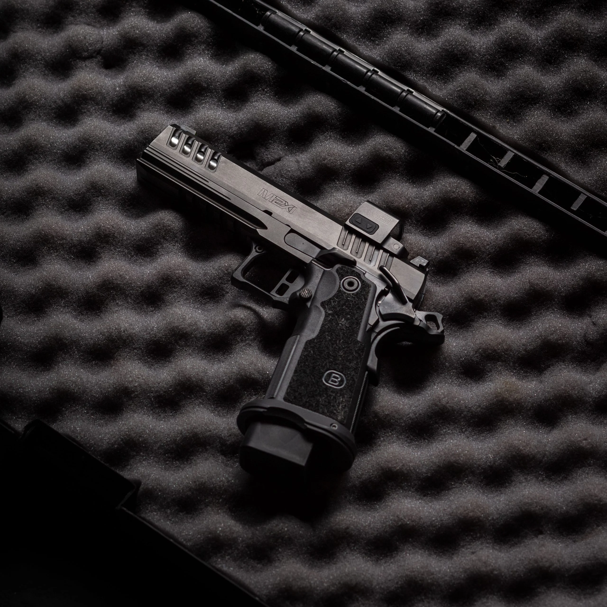 bersa-m2xi-m2xi-black-pistolet-1911-double-colonne-inox image 3